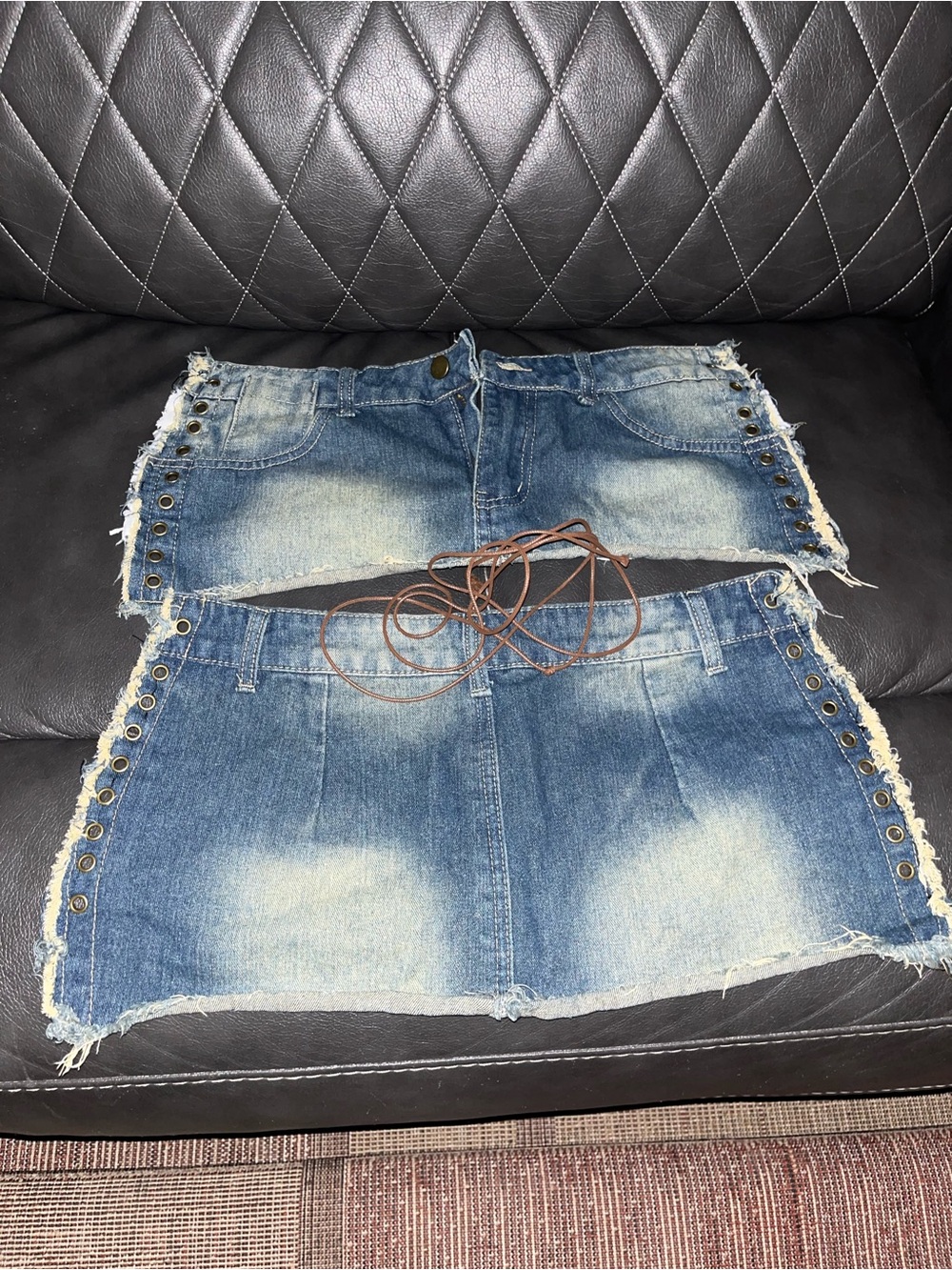 SHEIN Blue Distressed Denim Mini Skirt with Grommet Detail